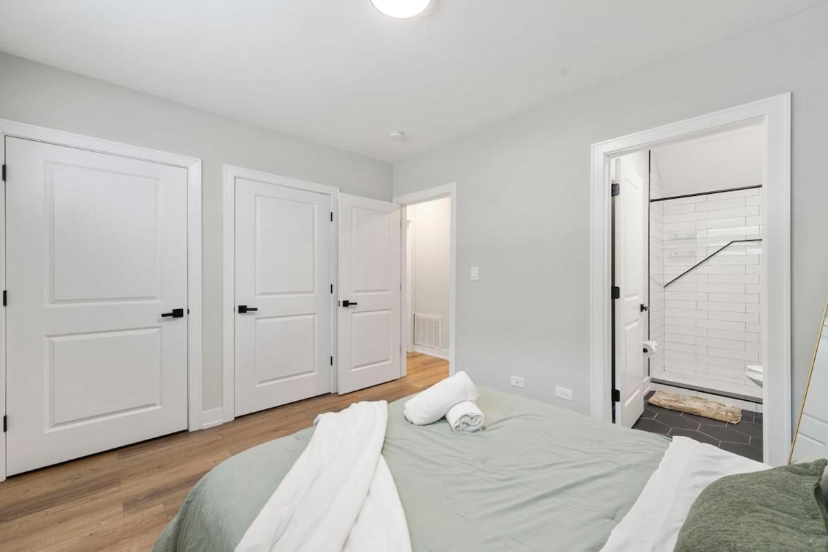 2 Bed & 3 Bath Chicago Condo Εξωτερικό φωτογραφία