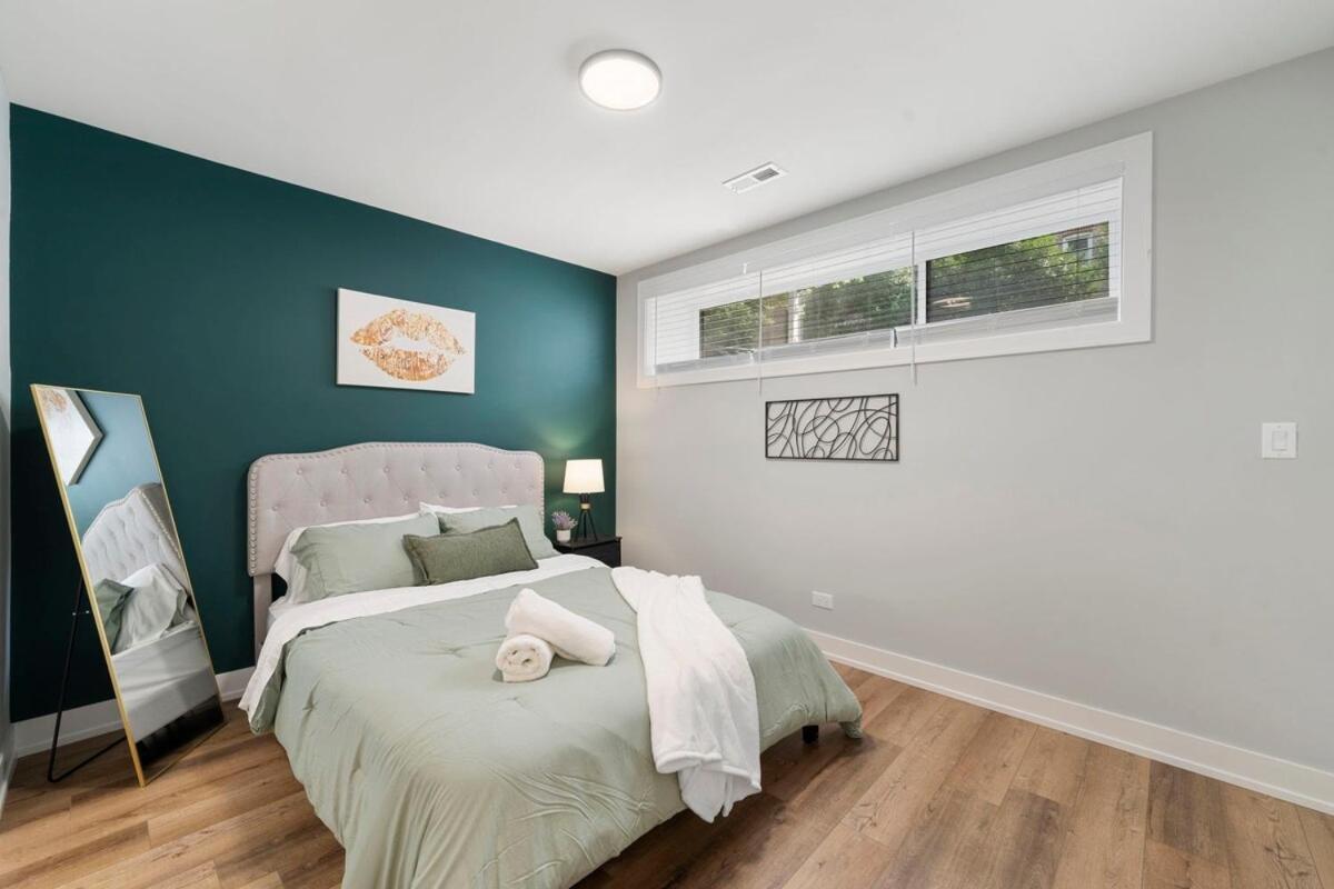 2 Bed & 3 Bath Chicago Condo Εξωτερικό φωτογραφία
