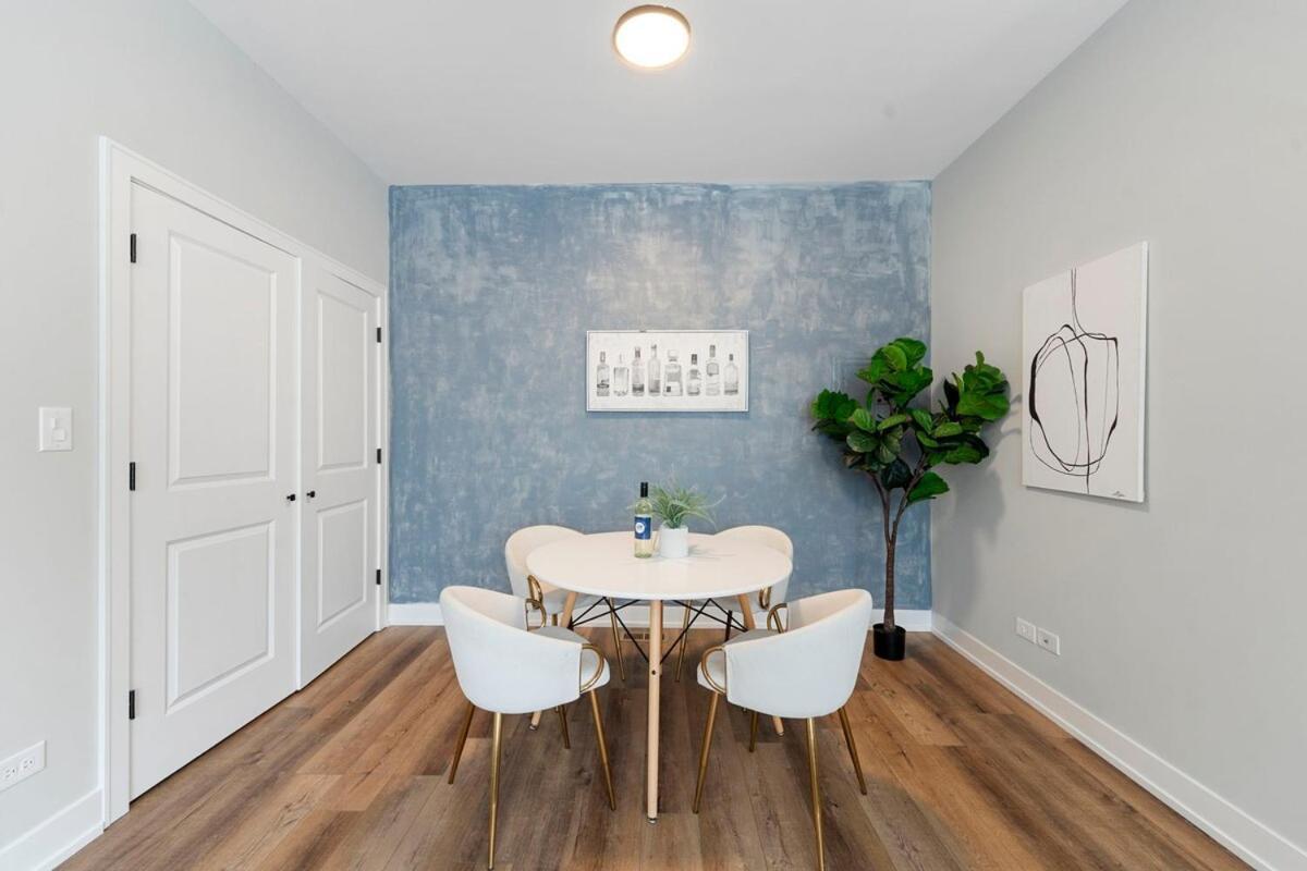 2 Bed & 3 Bath Chicago Condo Εξωτερικό φωτογραφία